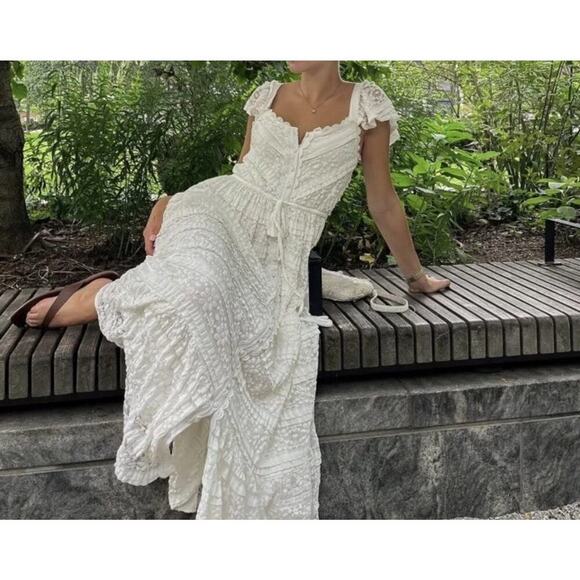 A Collective Story Women's White Ebba Eyelet Lace Maxi Dress Size Medium - Picture 1 of 11